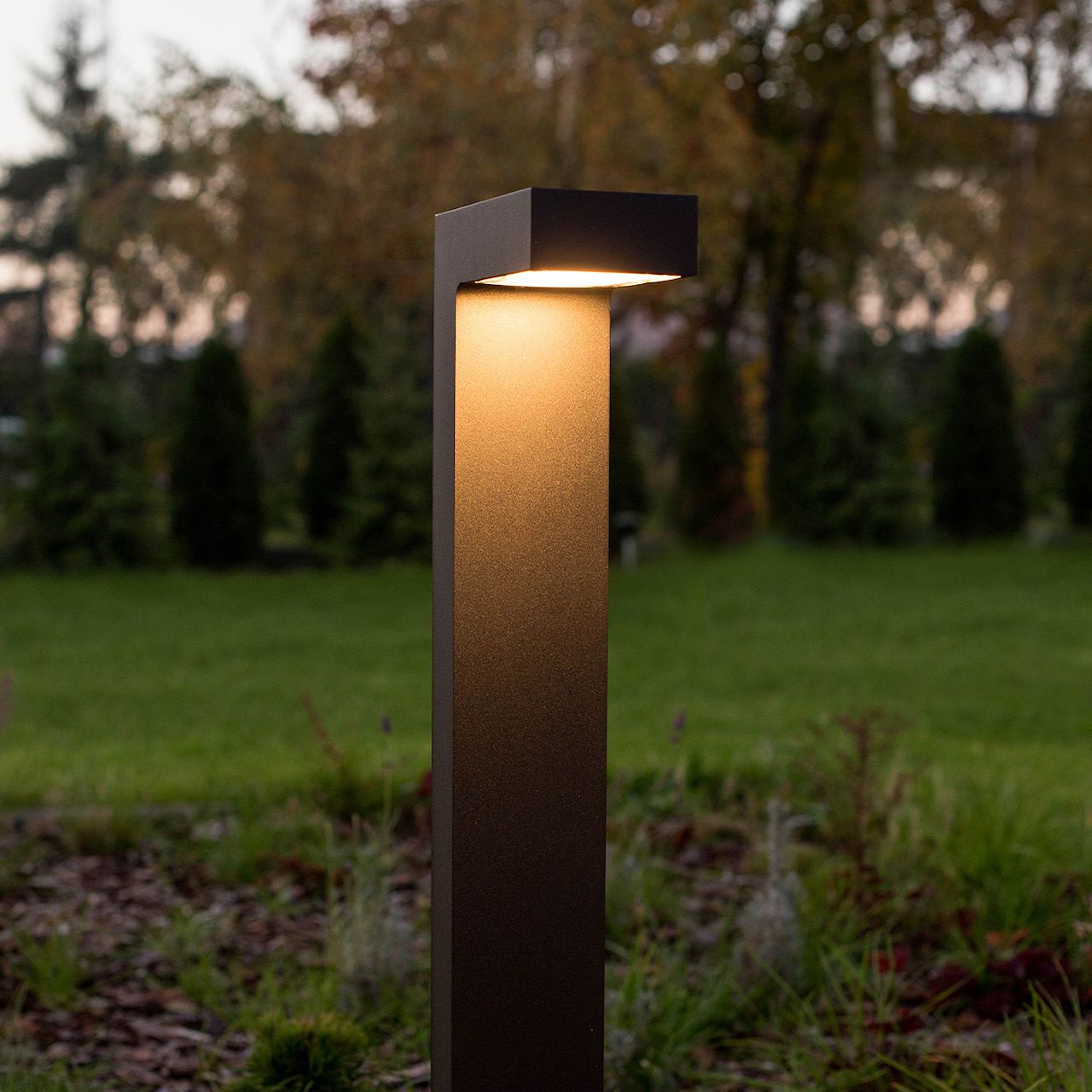 Lampadaires extérieures / potelets lumineux